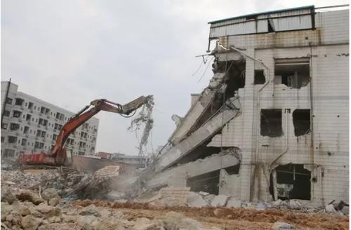 人民法院征收拆遷十大案例評析